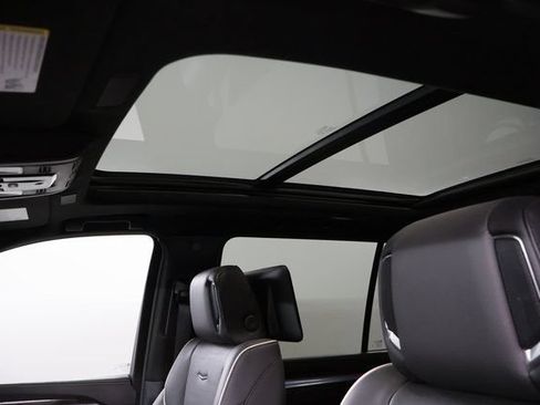 Used 2026 Cadillac Escalade ESV Luxury w/ Touring Package AWD/4WD image 12