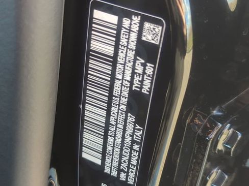 Used 2022 Jeep Renegade Limited AWD/4WD image 29