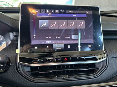 New 2026 Jeep Compass Latitude image 16