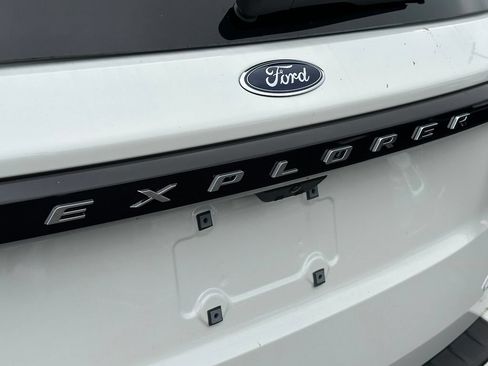 New 2026 Ford Explorer Active w/ Active Comfort Package AWD/4WD image 27