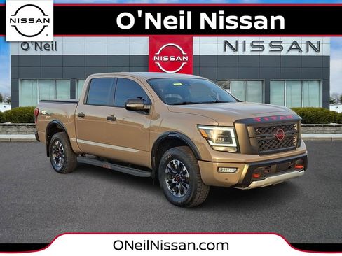 Certified 2023 Nissan Titan PRO-4X w/ Pro-4x Convenience Package image 1