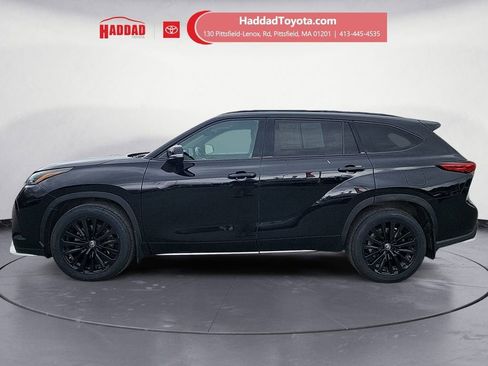 Used 2023 Toyota Highlander XSE AWD/4WD image 2