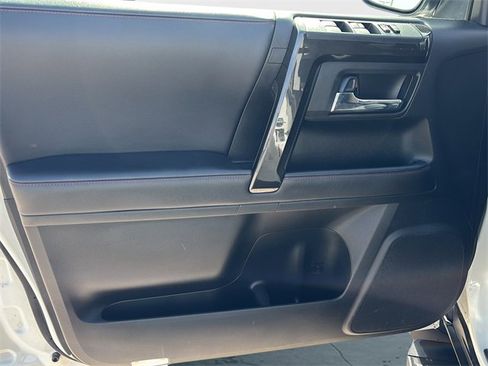 Used 2024 Toyota 4Runner TRD Off-Road image 20