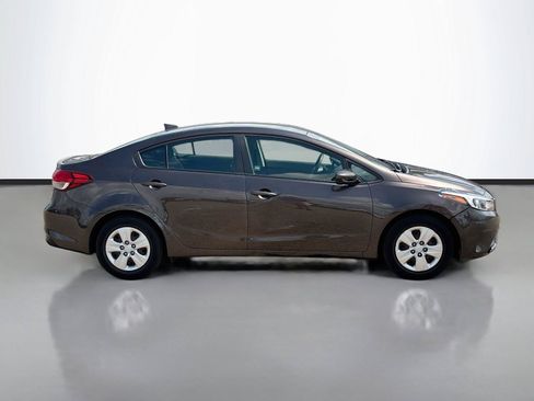Used 2018 Kia Forte LX w/ LX Popular Package FWD image 16