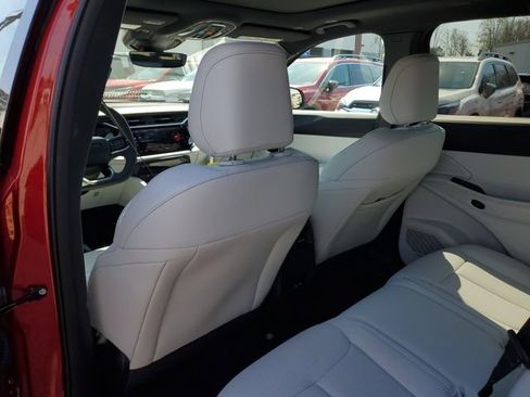 New 2026 Jeep Cherokee Limited AWD/4WD image 13