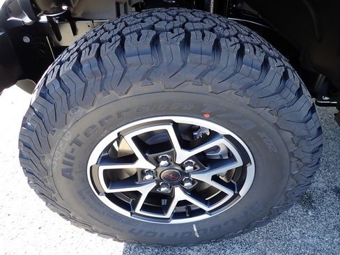 New 2026 Jeep Wrangler Rubicon image 12