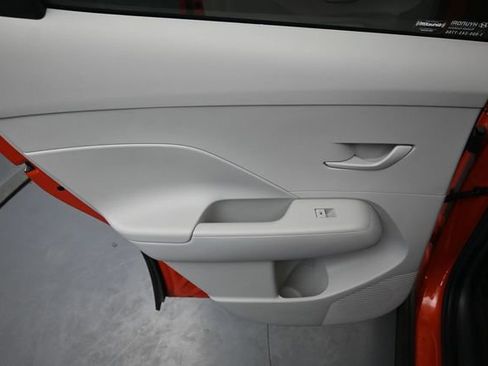 Used 2024 Hyundai Kona SEL FWD image 27