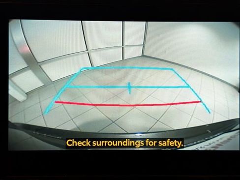 Certified 2025 Toyota Highlander XLE FWD image 14