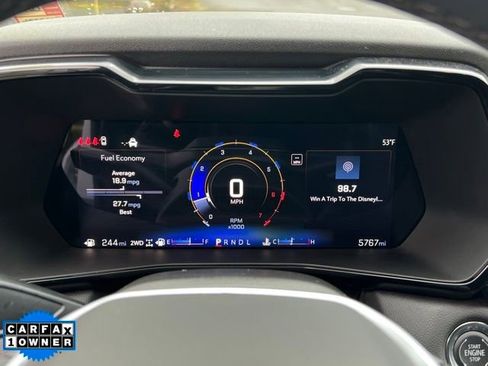 Used 2025 Chevrolet Colorado LT w/ LT Convenience Package image 21