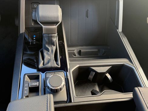 New 2026 Toyota Tundra SR image 19