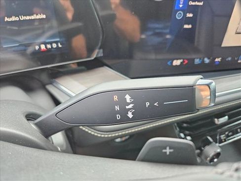 New 2025 Chevrolet Tahoe Premier w/ Sun And Tow Package image 15