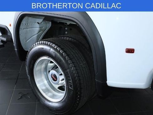 Used 2022 GMC Sierra 3500 Denali AWD/4WD image 14