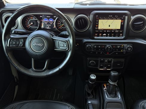 Used 2021 Jeep Gladiator Sport AWD/4WD image 7