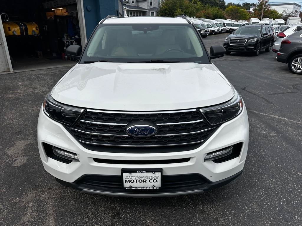 Used 2022 Ford Explorer XLT w/ Equipment Group 202A AWD/4WD image 7