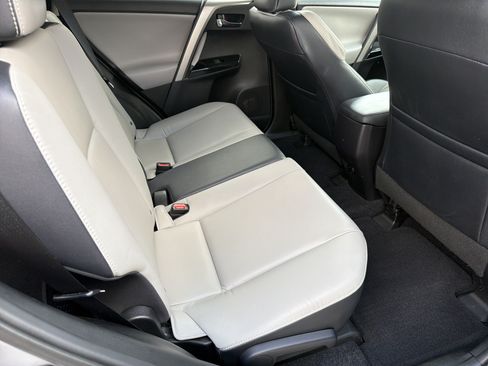 Used 2016 Toyota RAV4 Limited AWD/4WD image 25