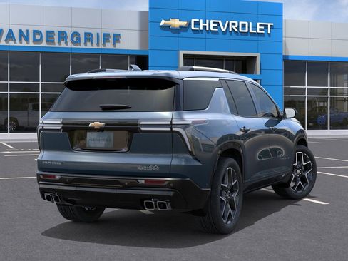 New 2026 Chevrolet Traverse High Country image 4