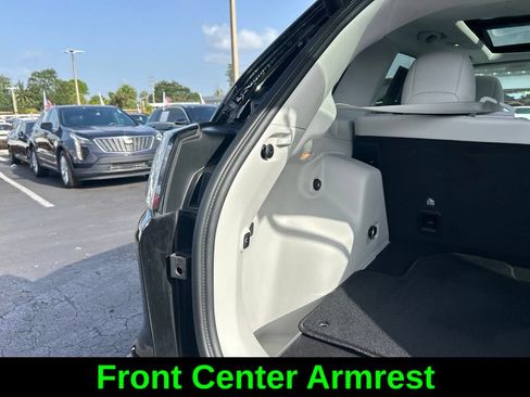 Certified 2021 Jeep Cherokee Latitude Lux w/ Sun & Sound Group FWD image 33