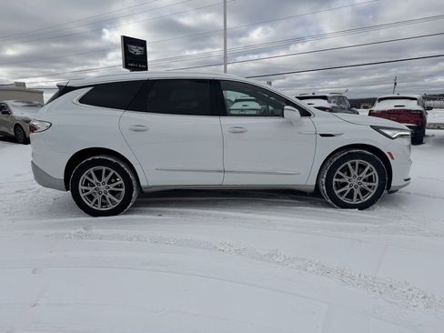 Used 2023 Buick Enclave Essence w/ Experience Buick Package image 10