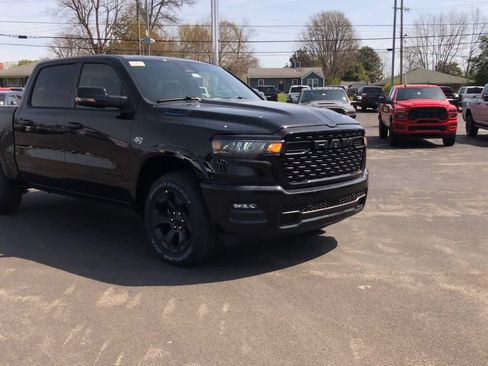 New 2026 RAM 1500 4x4 Crew Cab image 2