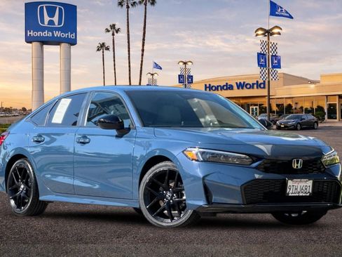 Certified 2025 Honda Civic Sport image 2