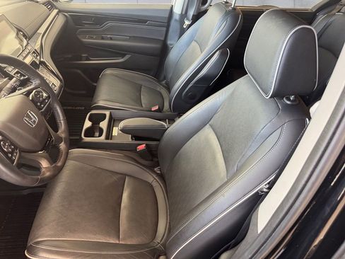 Used 2022 Honda Odyssey Elite image 8