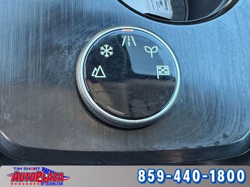 Used 2023 Nissan Rogue SV w/ SV Premium B Package AWD/4WD image 32