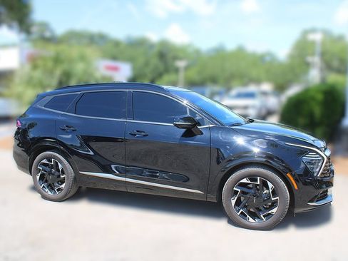 Used 2024 Kia Sportage SX FWD image 4