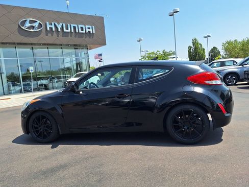 Used 2012 Hyundai Veloster w/ Style Pkg FWD image 6