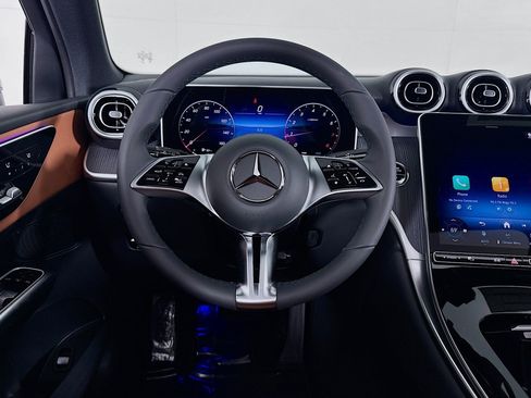 New 2026 Mercedes-Benz GLC 300 image 4