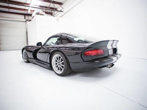 Used 2000 Dodge Viper GTS image 6