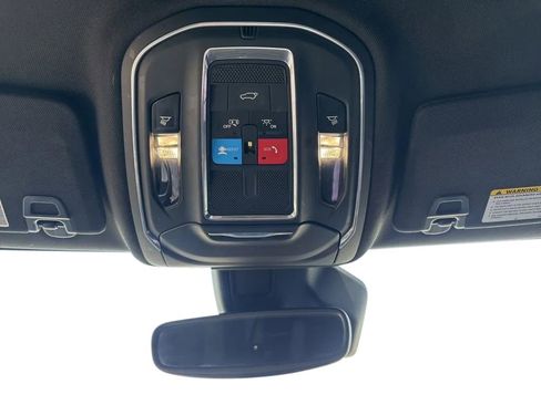 Used 2021 Jeep Grand Cherokee L Laredo image 16