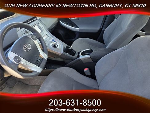 Used 2015 Toyota Prius Prime Plug-In Hybrid image 6