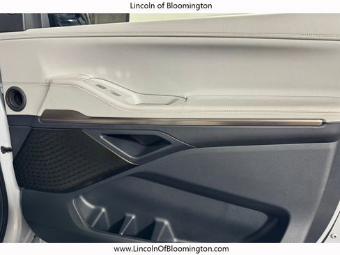 Used 2025 Lincoln Navigator L Black Label image 18