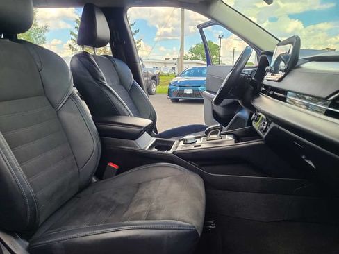 Used 2023 Mitsubishi Outlander SE AWD/4WD image 20