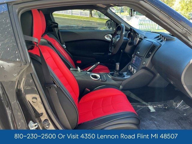 Used 2013 Nissan 370Z Coupe w/ Sport Pkg RWD image 33