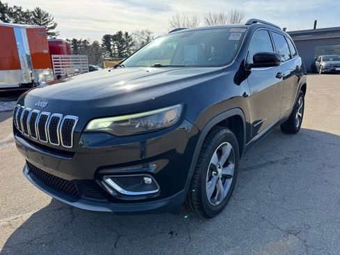Used 2019 Jeep Cherokee Limited image 3