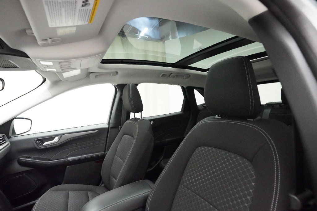 Used 2024 Ford Escape Active w/ Tech Pack #2 AWD/4WD image 31