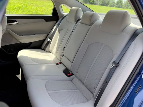 Used 2019 Hyundai Sonata SE FWD image 23