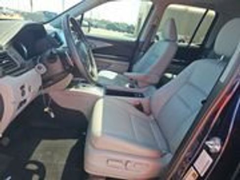 Used 2023 Honda Ridgeline RTL-E image 2