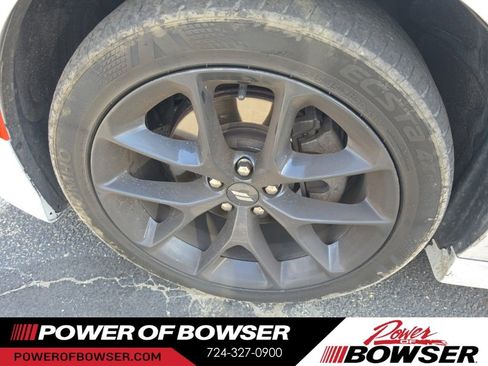 Used 2022 Dodge Charger R/T w/ Plus Group RWD image 10