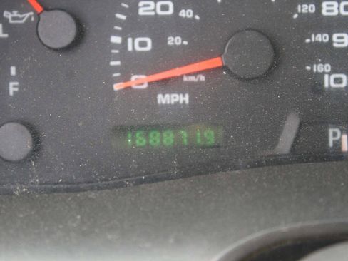 Used 2002 Ford Excursion XLT AWD/4WD image 10