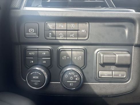 New 2026 Chevrolet Tahoe RST w/ RST Capability Package AWD/4WD image 18