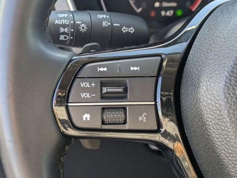 Certified 2023 Honda Pilot Touring image 8