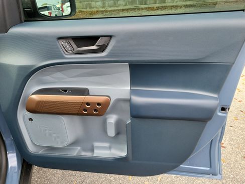 Used 2024 Ford Maverick Lariat w/ 4K Tow Package image 31