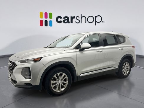 Used 2019 Hyundai Santa Fe SE image 1