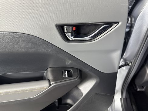 Used 2025 Subaru Crosstrek 2.5i Limited w/ Crosstrek Mirror Package image 19