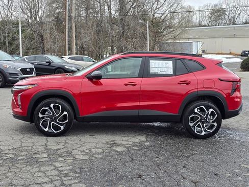 New 2026 Chevrolet Trax RS w/ Driver Confidence Package image 18