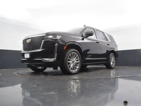 Used 2021 Cadillac Escalade Premium Luxury image 53