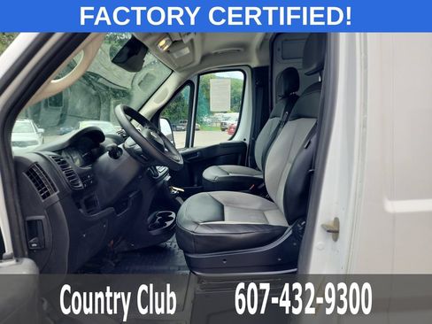 Used 2024 RAM ProMaster 2500 w/ Convenience Group FWD image 11