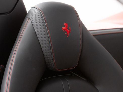 Certified 2022 Ferrari F8 Tributo image 63